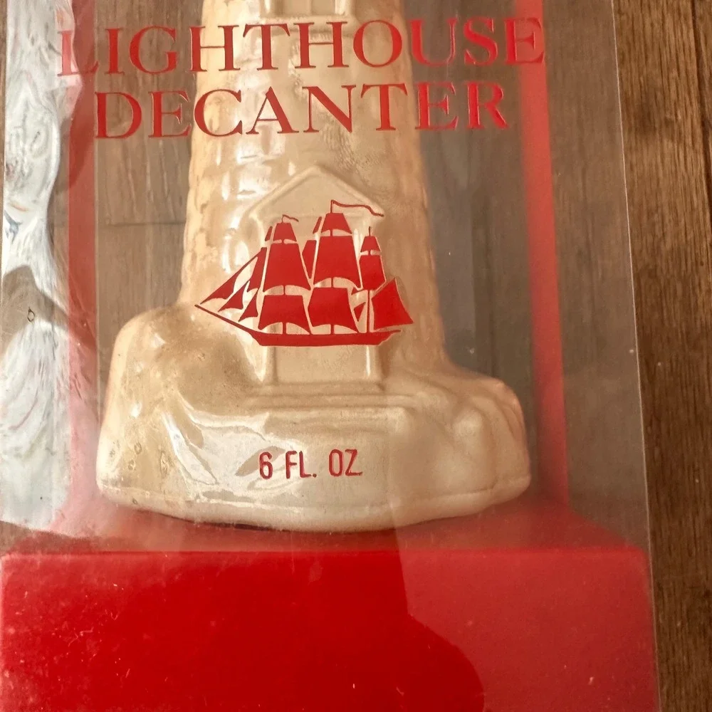 Vintage Old Spice After Shave 6oz Lighthouse Decanter Ceramic Beige EMPTY